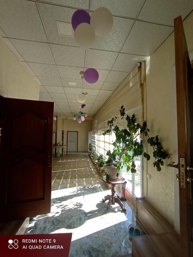Милый Дом Apartment Tokmok Luaran gambar